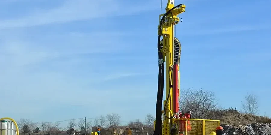 Essai SPT à Saint-Denis — Standard Penetration Test pour fondations en zone dense